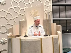 Ramazanın ilk teravih namazı bu akşam Almanya genelindeki camilerde kılınacak,