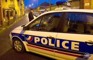 Fransa’nın Clermont-Ferrand kentinde, bir polis memurunun engelli bir vatandaşa yönelik