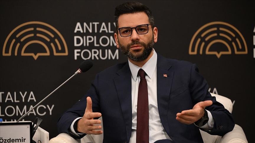 Cumhurbaşkanlığı İletişim Başkan Yardımcısı Doç. Dr. Çağatay Özdemir, iletişim alanının