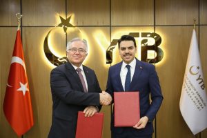 YTB tarafından dünyanın dört bir yanından kamu görevlileri, diplomatlar, araştırmacılar