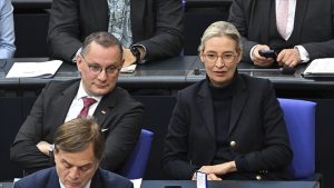 Almanya’da aşırı sağcı Almanya için Alternatif (AfD) partisi, ilk kez