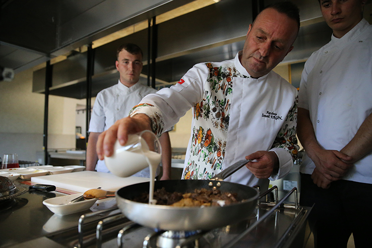 Edirne Valiliği öncülüğünde, Trakya Gastronomi Aşçılar Derneği iş birliğiyle kurulan