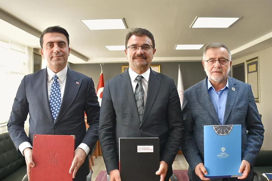 Millî Eğitim Bakanlığı (MEB) Din Öğretimi Genel Müdürlüğü, Yurtdışı Türkler