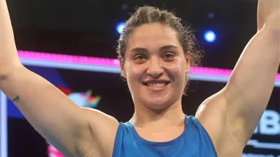 İngiltere’nin Liverpool kentinde düzenlenen Dünya Boks Şampiyonası’nda kadınlar 75 kiloda