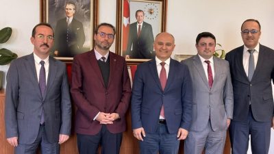 Maarif Vakfı Almanya Temsilcisi Dr. Selman Dilek ve Eğitim Koordinatörü