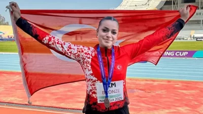 Eda Tuğsuz Tokyo’da madalya için final peşinde Japonya’nın başkenti Tokyo’da yarın başlayacak 20. Dünya Atletizm Şampiyonası öncesinde