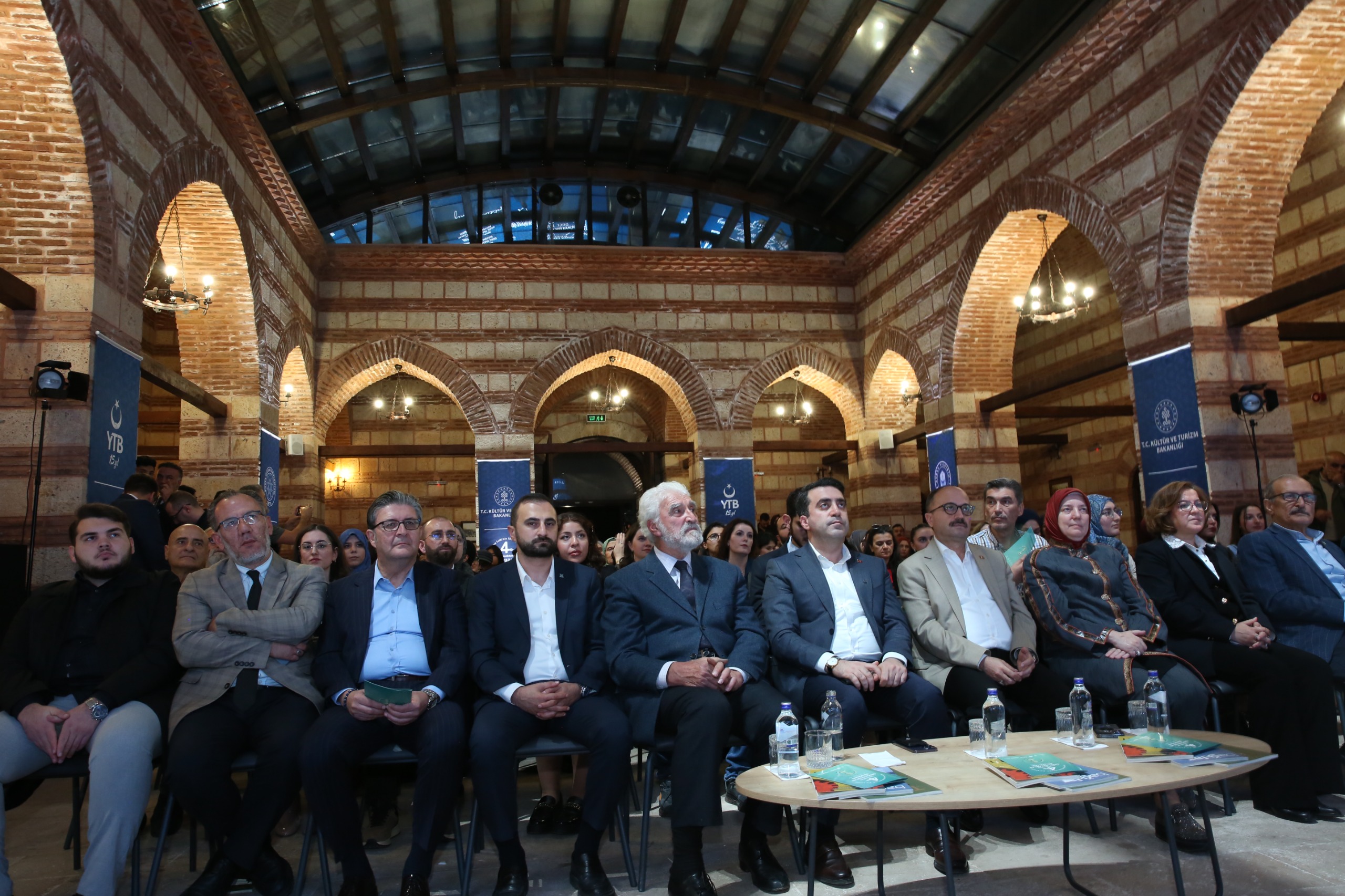 YTB Dünya Edebiyat Ödülleri’nde Gençler Buluştu 14 2 14