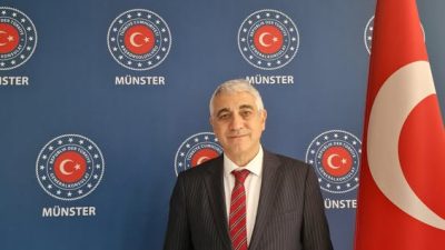 Münster Başkonsolosluğu’nda yeni atama: Deneyimli diplomat Mehmet Özgün Arman göreve başladı Türkiye Cumhuriyeti Münster Başkonsolosluğu görevine atanan Birinci Sınıf Başkonsolos Mehmet