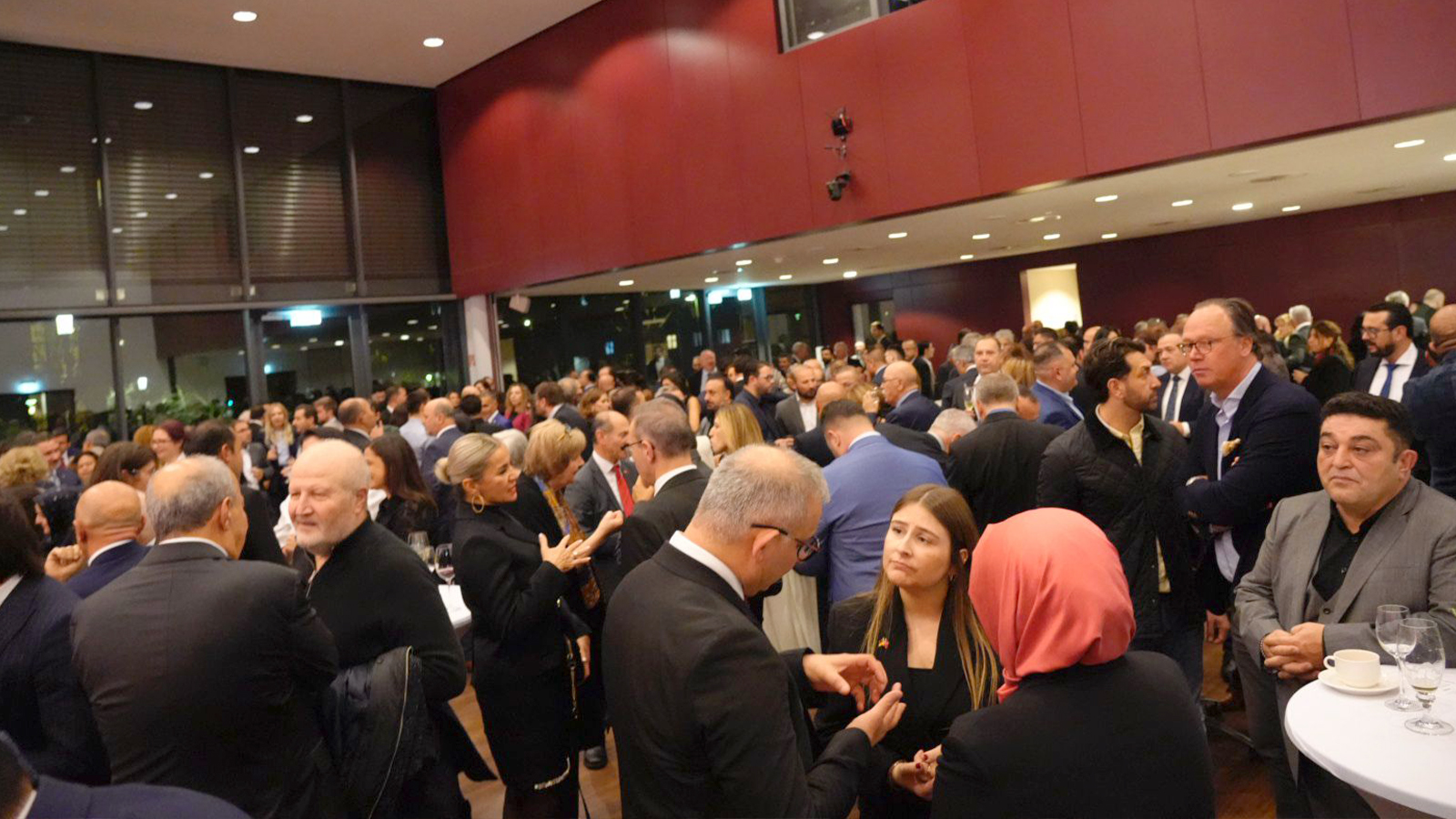 Essen Başkonsolosluğu’ndan Cumhuriyetin 102. yılına görkemli kutlama 6 essen cumhuriyet kutlama15