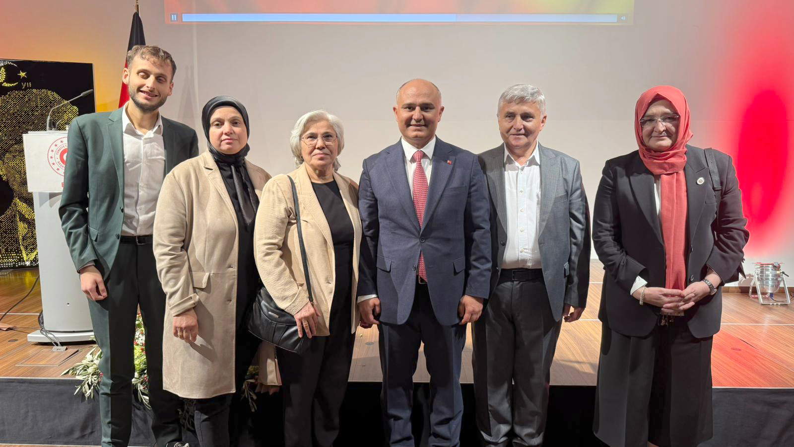 Essen Başkonsolosluğu’ndan Cumhuriyetin 102. yılına görkemli kutlama 17 essen cumhuriyet kutlama3