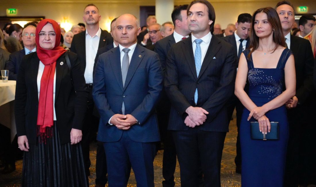 Türkiye Cumhuriyeti Köln Başkonsolosluğu ev sahipliğinde düzenlenen Cumhuriyet Bayramı resepsiyonu,