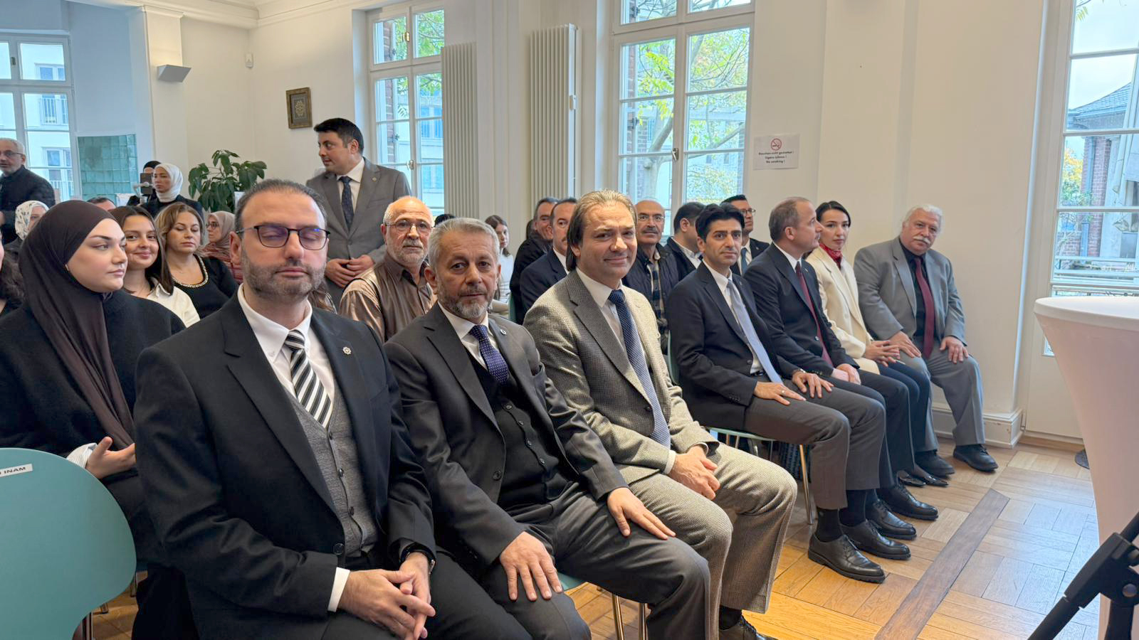 64 ülkede 70 bin öğrenciye ulaşan Maarif Europe’tan Köln’de anlamlı etkinlik 15 marif koln1