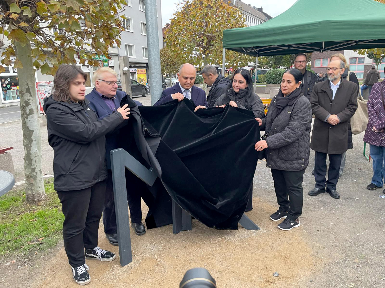 Dortmund’da NSU kurbanı Mehmet Kubaşık için anı plaketi açıldı 17 nsu kubasik ani plaketi3