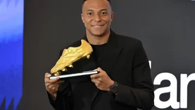 Mbappe, La Liga’da İlk Altın Ayakkabı’nın Sahibi Oldu Real Madrid’in Fransız yıldızı Kylian Mbappe, geçtiğimiz sezon La Liga’da attığı 31