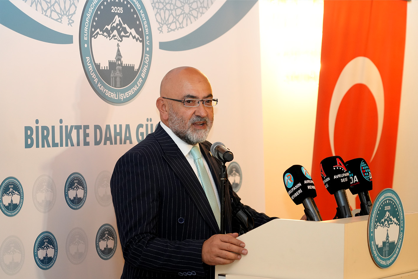 akib is dunya bulusma milletvekili cingi2